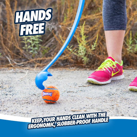 Extended handle fetch launcher for medium dogs